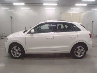 Audi Q3  с аукциона в Японии