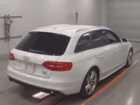 Audi A4 лот № 38176 оценка 4  с аукциона в Японии 1