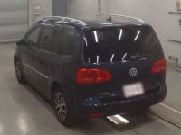 Volkswagen GOLF TOURAN лот № 38190 оценка 4  с аукциона в Японии 5