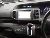 Honda STEP WAGON лот № 30585 оценка 4  с аукциона в Японии 8