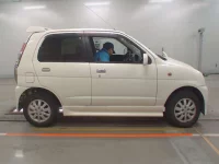 Daihatsu TERIOS KID лот № 558 оценка 4  с аукциона в Японии 2