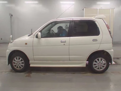 Daihatsu TERIOS KID  с аукциона в Японии