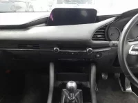 Mazda MAZDA3 лот № 30552 оценка R  с аукциона в Японии 8