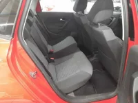 Volkswagen POLO лот № 38171 оценка 3.5  с аукциона в Японии 9