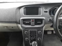 Volvo V40 лот № 38161 оценка 4  с аукциона в Японии 8