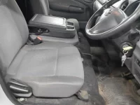 Nissan CARAVAN VAN лот № 30609 оценка RA  с аукциона в Японии 7