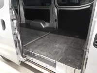 Nissan CARAVAN VAN лот № 30609 оценка RA  с аукциона в Японии 9