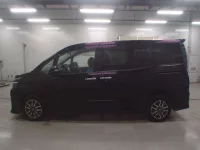 Toyota VOXY лот № 30550 оценка 3.5  с аукциона в Японии 3