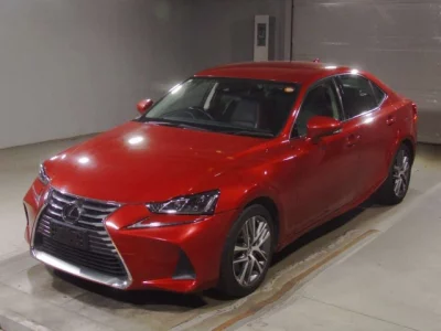 Lexus IS