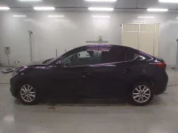 Mazda AXELA лот № 30578 оценка 4  с аукциона в Японии 3