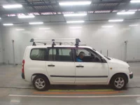 Toyota SUCCEED лот № 30584 оценка R  с аукциона в Японии 2