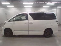 Toyota VELLFIRE лот № 30610 оценка 3.5  с аукциона в Японии 3