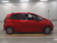 Honda FIT лот № 30688 оценка R  с аукциона в Японии 2