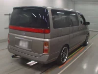 Nissan ELGRAND лот № 30633 оценка RA  с аукциона в Японии 1