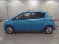 Toyota VITZ лот № 30641 оценка 4.5  с аукциона в Японии 3