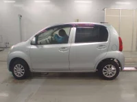 Toyota PASSO лот № 30651 оценка 3.5  с аукциона в Японии 3