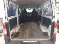 Nissan CARAVAN VAN лот № 30705 оценка 3.5  с аукциона в Японии 8