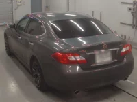 Nissan FUGA лот № 30717 оценка 4  с аукциона в Японии 5