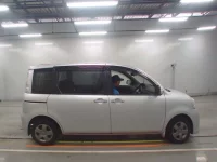 Toyota SIENTA лот № 30667 оценка 3.5  с аукциона в Японии 2