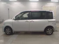 Toyota SIENTA лот № 30667 оценка 3.5  с аукциона в Японии 3