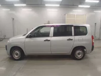 Toyota PROBOX лот № 30642 оценка 3  с аукциона в Японии 3