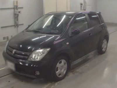 Toyota IST