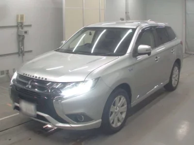Mitsubishi OUTLANDER PHEV