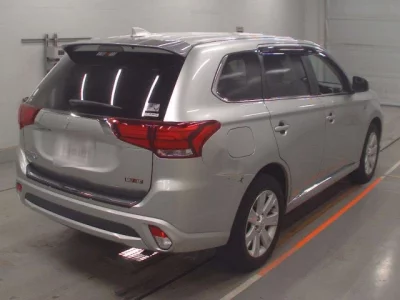 Mitsubishi OUTLANDER PHEV