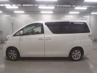 Toyota VELLFIRE лот № 30696 оценка 3.5  с аукциона в Японии 3