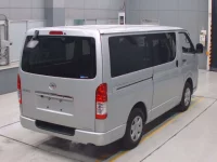 Toyota HIACE VAN лот № 30093 оценка 3.5  с аукциона в Японии 1
