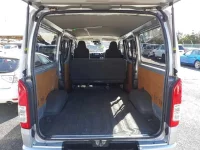 Toyota HIACE VAN лот № 30093 оценка 3.5  с аукциона в Японии 9