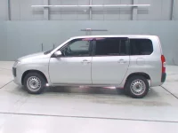 Toyota PROBOX лот № 30037 оценка R  с аукциона в Японии 3