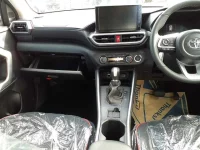 Toyota RAIZE лот № 30045 оценка S  с аукциона в Японии 8