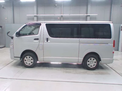 Toyota REGIUS ACE VAN