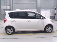 Toyota RACTIS лот № 30139 оценка 3.5  с аукциона в Японии 2