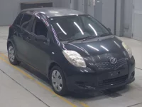 Toyota VITZ лот № 30021 оценка 3.5  с аукциона в Японии 4