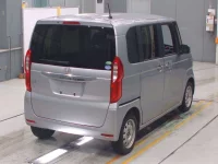 Honda N BOX лот № 30050 оценка 4  с аукциона в Японии 1