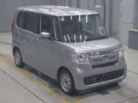 Honda N BOX лот № 30050 оценка 4  с аукциона в Японии 4