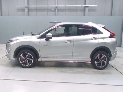 Mitsubishi ECLIPSE CROSS  с аукциона в Японии