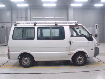 Mazda BONGO VAN