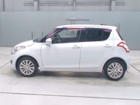 Suzuki SWIFT лот № 30012 оценка R  с аукциона в Японии 3