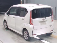 Daihatsu MOVE лот № 30055 оценка 4  с аукциона в Японии 5