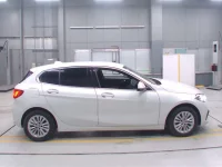 BMW 1-Series лот № 4068 оценка 4  с аукциона в Японии 2