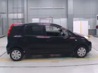 Nissan NOTE лот № 30178 оценка 4  с аукциона в Японии 2