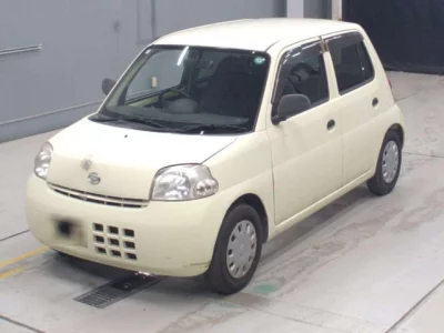 Daihatsu Esse