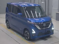 Nissan ROOX лот № 32 оценка 4.5  с аукциона в Японии 4