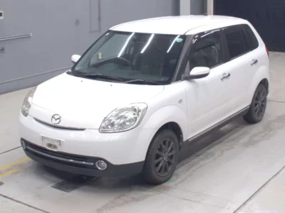 Mazda VERISA