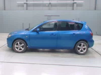 Mazda AXELA лот № 70065 оценка 3.5  с аукциона в Японии 3