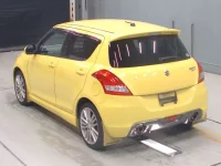 Suzuki SWIFT лот № 70054 оценка 3.5  с аукциона в Японии 5