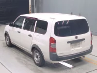 Toyota PROBOX лот № 10054 оценка 3  с аукциона в Японии 5